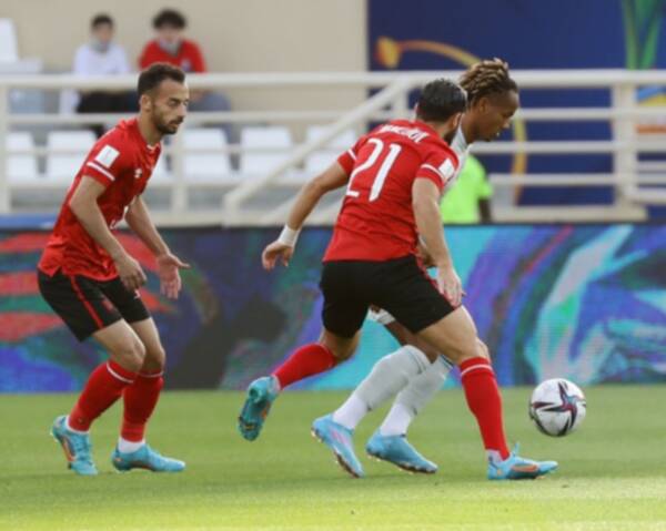 الأهلي يظفر بالميدالية البرونزية لأندية العالم على حساب الهلال – صور