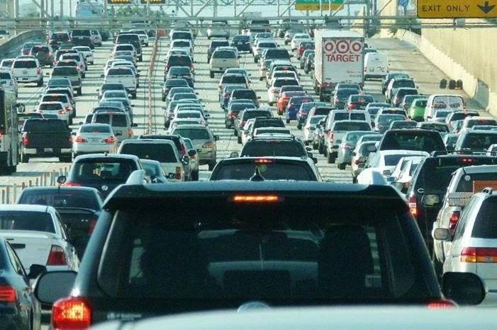 قطر: 494 مليون دولار تكلفة الازدحام المروري في 2021