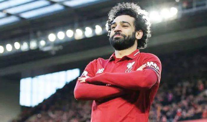ريال مدريد يستهدف ضم صلاح في حالة واحدة