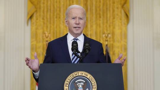 تقرير يكشف عن أسباب تدفع بايدن إلى عدم إرسال قوات أمريكية إلى أوكرانيا في مواجهة روسيا