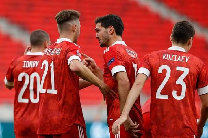 رئيس الاتحاد الفرنسي يطالب باستبعاد روسيا من تصفيات كأس العالم