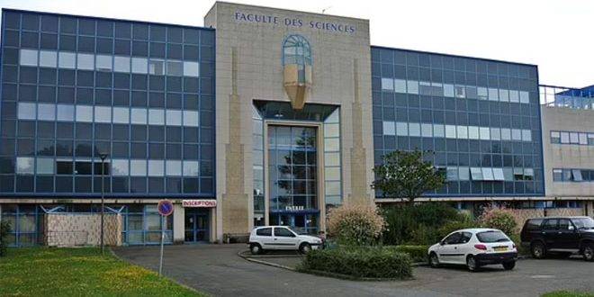 إصابة 4 طلاب في حادثة طعن داخل جامعة في فرنسا