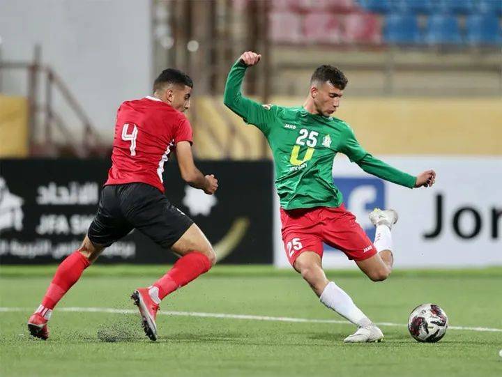 التعادل الإيجابي ينهي مباراة الوحدات والجزيرة