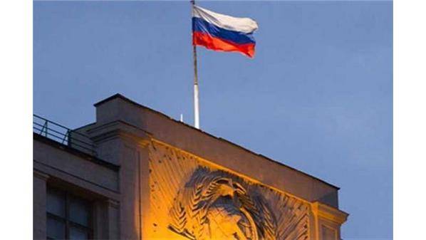 موسكو تنفي أنباء طرد السفير الأمريكي لديها