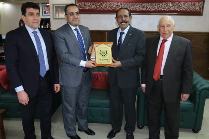 الملحق الثقافي العراقي يزور جامعة جرش