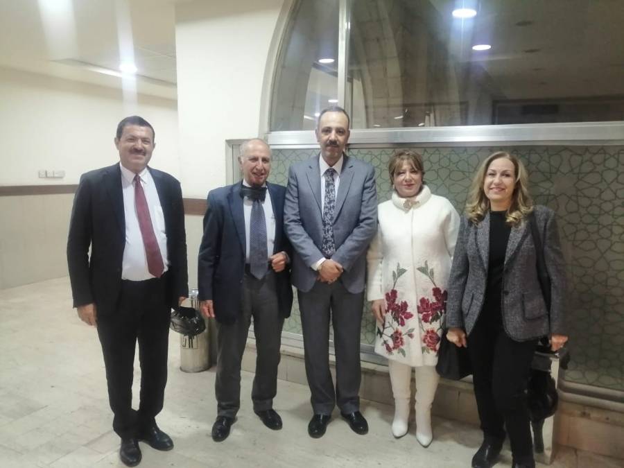 د٠ البستاني مع وفد من مجموعة الثقافة لتهنأة المجلس الجديد ل رابطة الكتاب...صور