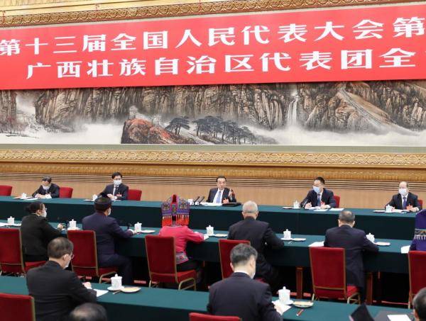 الصين تشدد على تعزيز تنمية اقتصادية واجتماعية مستدامة وسليمة