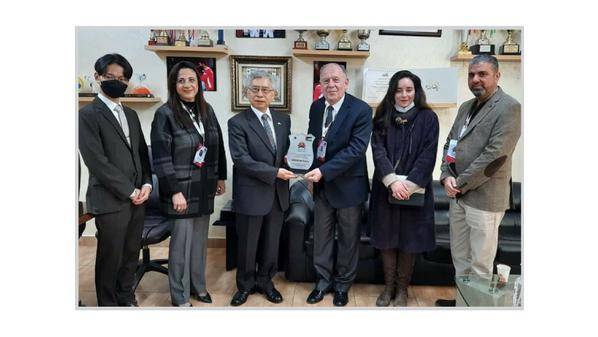 السفير الياباني يزور اتحاد الكراتيه