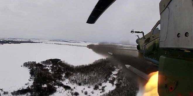 القوات الروسية تسقط مروحية أوكرانية وثلاث مسيرات