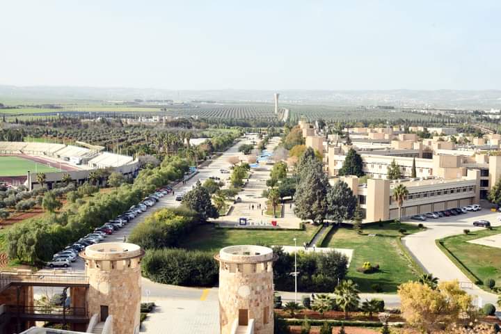 تأخير الدوام الرسمي في جامعة العلوم والتكنولوجيا الاردنية ليومي غدٍ الأربعاء وبعد غدٍ الخميس، الموافق 16 و 17 آذار ، إلى الساعة العاشرة صباحاً