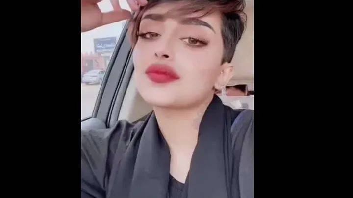 “ساز القحطاني”.. ما قصة وفاة مؤثرة السنابشات السعودية؟