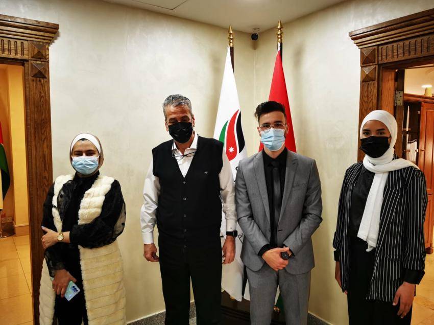 زيارة لطلبة الشرق الأوسطإلى الهيئة المستقلة للانتخابات