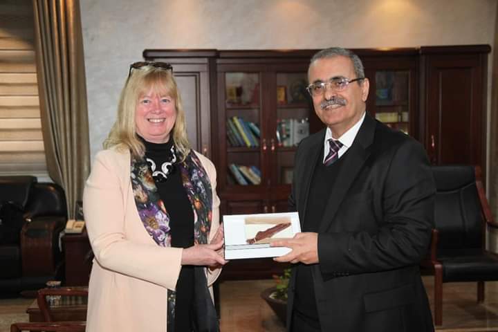 الملحق الكندي ونائب رئيس جامعة ميموريال الكندية يزوران جامعة آل البيت_صور