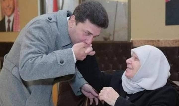 في ذكرى عيد الأم ومعركة الكرامة