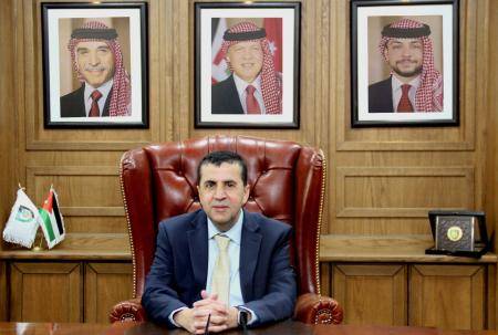 البلقاء التطبيقية: لجنة لوضع تعليمات جديدة للتعيين والترقية