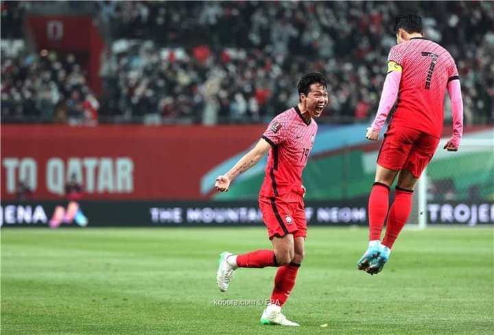 المنتخب الكوري ينتزع الصدارة بإسقاط إيران
