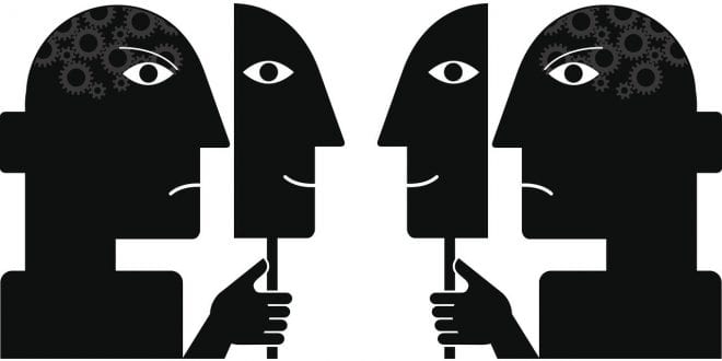 الزميلة حلا أبوشاكر تكتب: النفاق الالكتروني