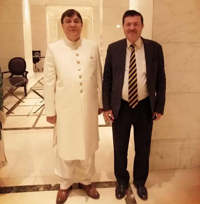 المؤرخ عمر العرموطي يشارك السفارة الباكستانية احتفالها بالعيد الوطني