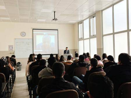 الشرق الأوسط تستضيف الصحافي السوداني محمود تميم للحديث عن المقابلات الصحافية