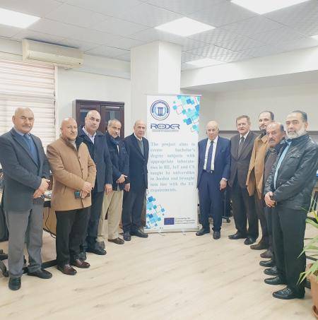 هندسة فيلادلفيا تفتتح مختبر الربط عن بعد (IREDEER Remote Access Lab.)