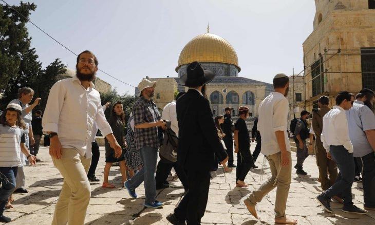 نير بركات يدعو المستوطنين في القدس لحمل السلاح