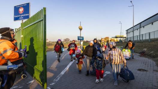 أوكرانيا تعلن تعليق إجلاء مدنيين خشية من استفزازات روسية