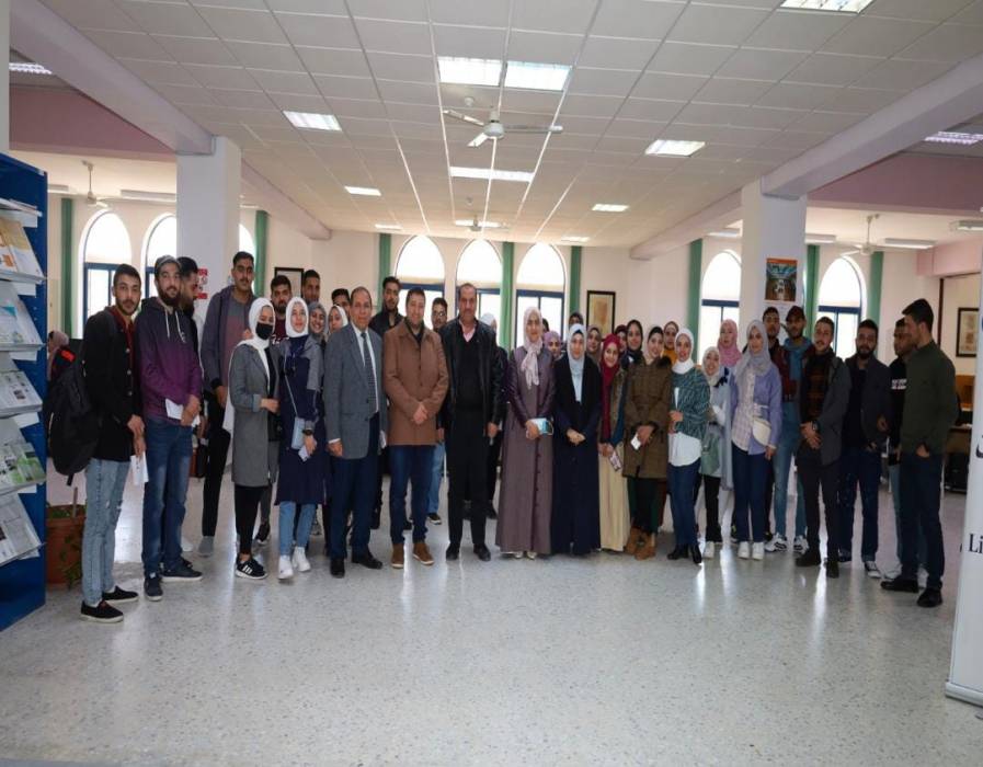 تمريض فيلادلفيا تعقد محاضرة تثقيفية للطلبة الخريجين