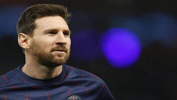 وقع عليه بالفعل .. عقد جديد يمنح ميسي 20 مليون دولار
