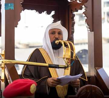 خطيب الحرم المكي: نفرح برمضان لما فيه من أسباب الفوز بالجنان والنجاة من النيران