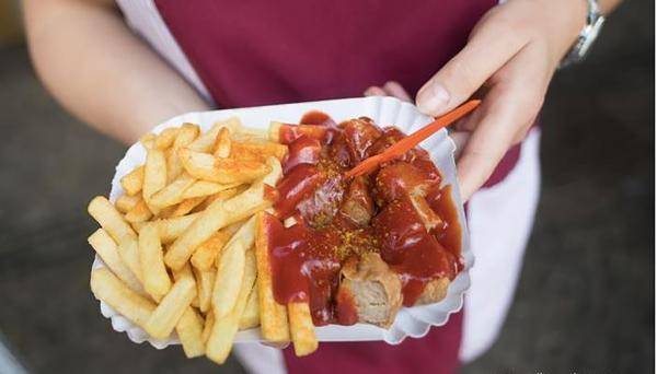 بسبب الأزمة الأوكرانية .. اختفاء البطاطس المقلية من مطاعم ألمانيا