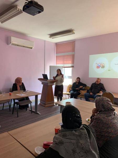 علوم فيلادلفيا تشارك بورشة عمل تثقيفية بعنوان  المرأة نصف المجتمع 