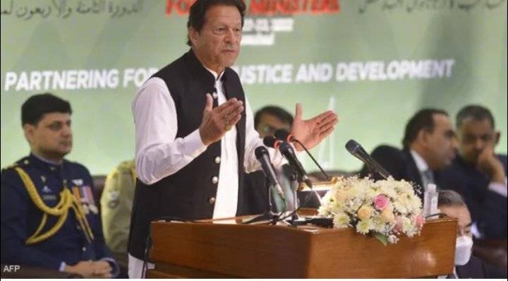 باكستان.. البرلمان يصوّت اليوم على حجب الثقة عن خان