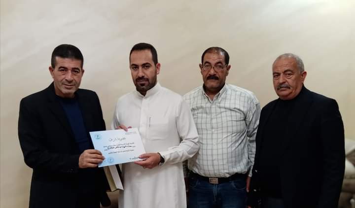 إدارة الرمثا تكرم رئيس بلدية الزعتري والمنشية بدرع وعضوية شرفية