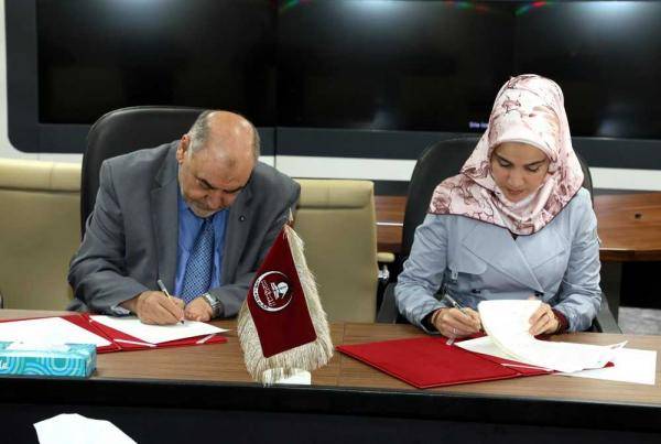 مذكرة تفاهم بين جامعتي الهاشمية والعلوم التطبيقية