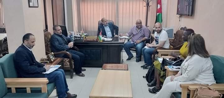 المزاودة يستقبل وفدا من اليونيسف