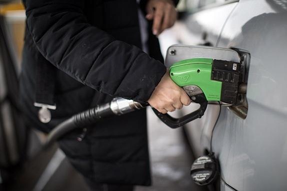 انخفاض أسعار الوقود في إسرائيل