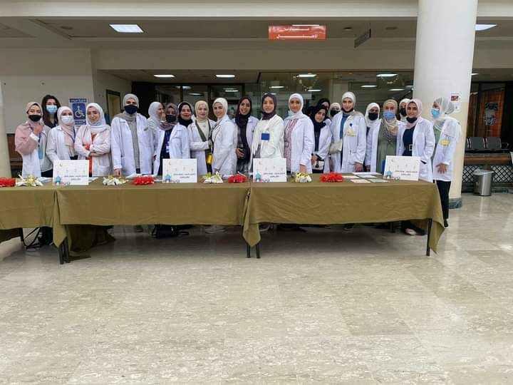كلية الصيدلة بجامعة العلوم والتكنولوجيا تنفذ حملة توعوية داخل حرم مستشفى الملك المؤسس بعنوان (( رمضان والصحة ))