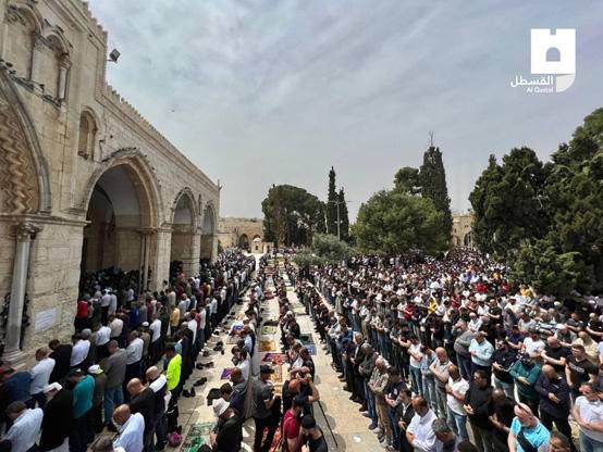 80 ألف مصلٍ في الجمعة الأولى من رمضان في الأقصى