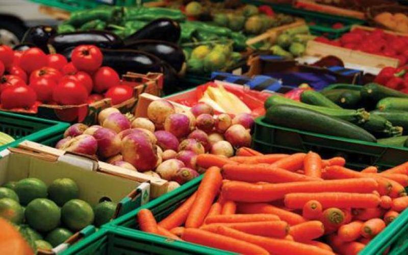 استقرار أسعار الخضار والفواكه السبت