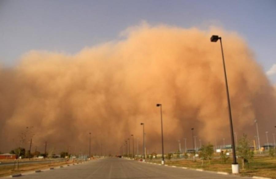 أقوى موجات الغبار تتجه إلى الكويت وحفر الباطن... تفاصيل