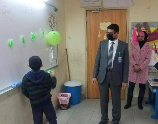 مدرسة صمد الاساسية تطلق مبادرة طرود الخير