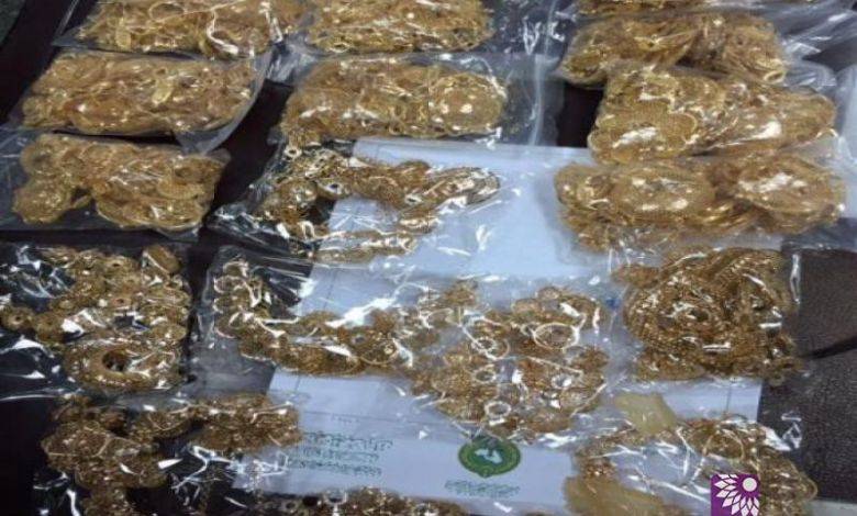 تونس: السجن لمسافر ليبي وشرطي في قضية تهريب كمية من الذهب