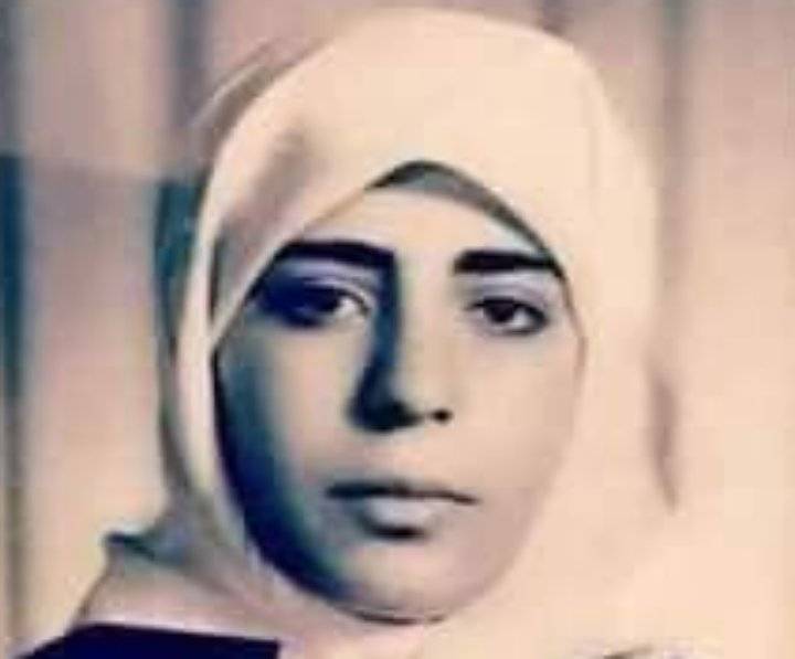 تعرفوا على صاحبة أول “ صورة للجرين كارد” في امريكيا