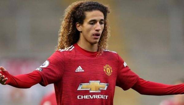 الحل الأخير .. موهبة تونس مطلب جماهير مانشستر يونايتد