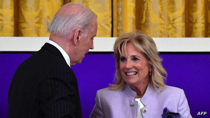 بايدن وزوجته يكشفان قيمة دخلهما