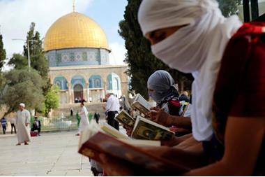 صمود المرابطين أفشل إدخال القرابين للأقصى