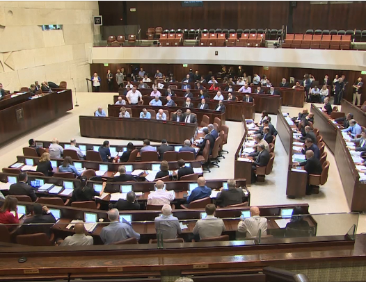 القائمة العربية الموحدة “تعلق” دعمها لحكومة بينيت