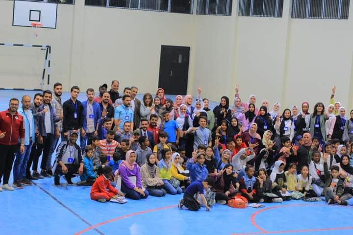 وفد من جدارا يزور مركز  الفتيان الأيتام نادي غزة هاشم في مخيم غزة في جرش ويتناول طعام الافطار مع منتسبيه