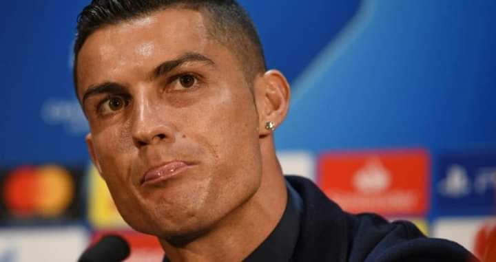 مانشستر يونايتد: العائلة أولا.. رونالدو خارج مباراة ليفربول