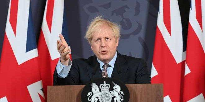 جونسون يعتذر لخرقه قواعد مكافحة كورونا ويرفض الاستقالة